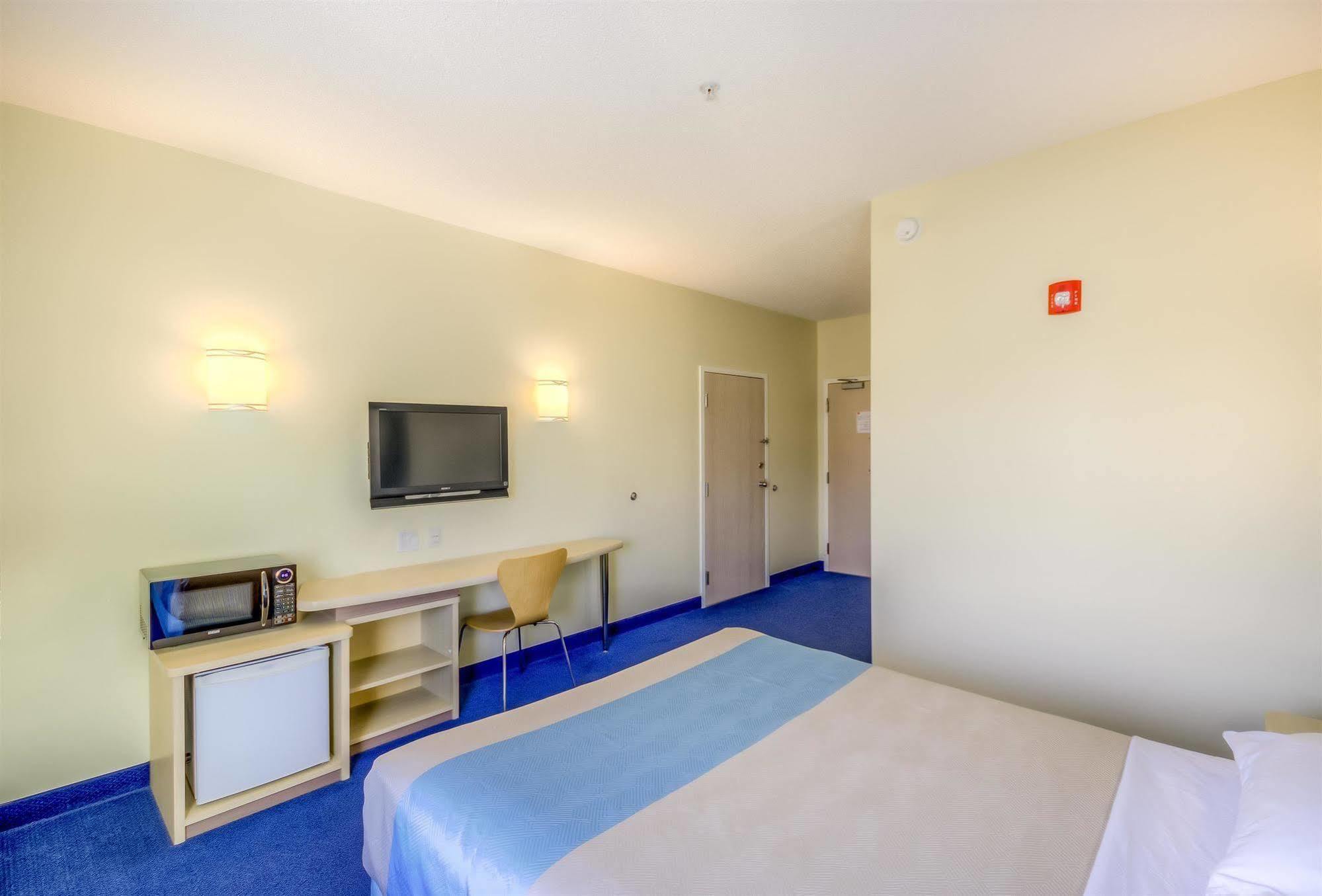 Motel 6-Estevan, Sk 외부 사진