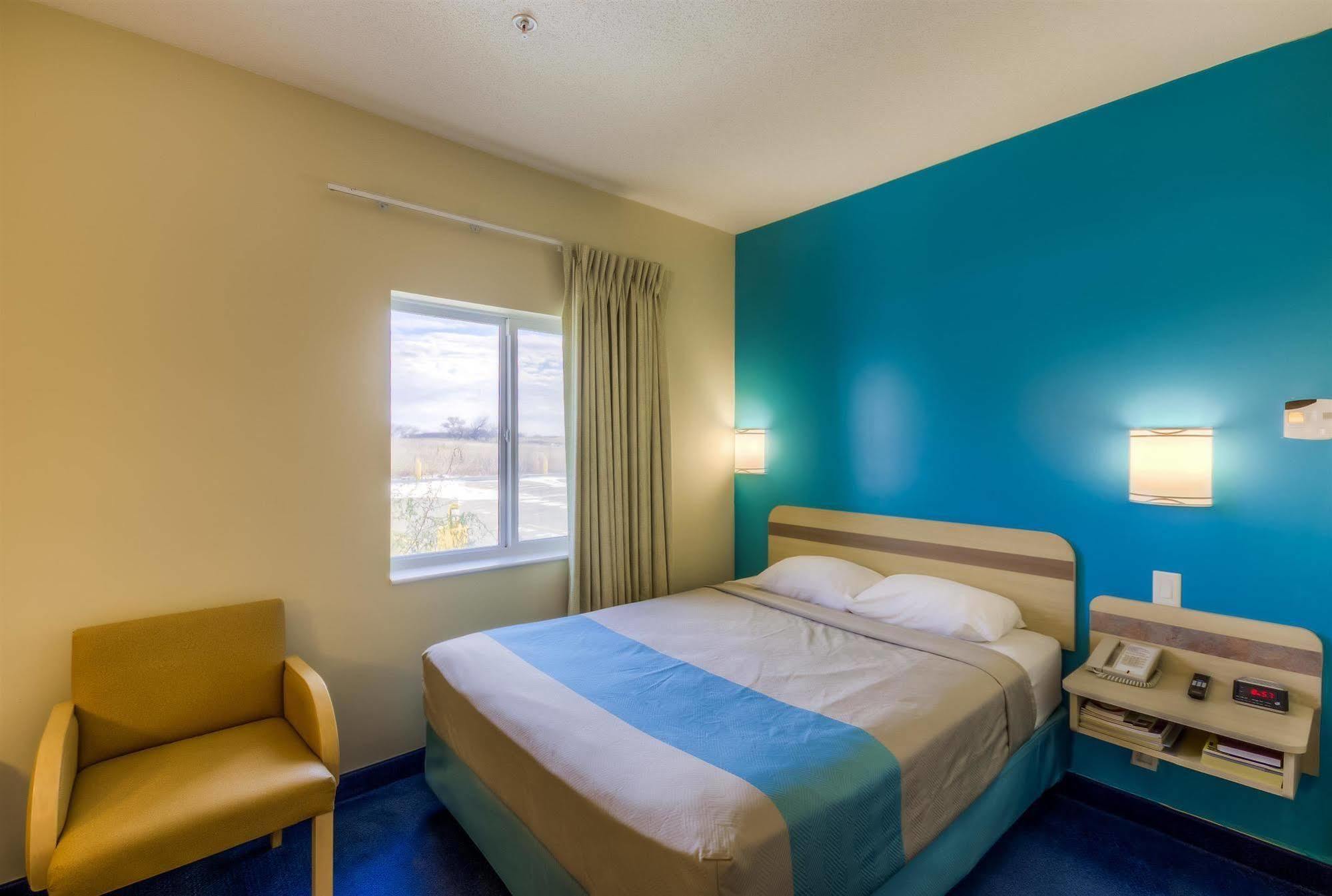 Motel 6-Estevan, Sk 외부 사진