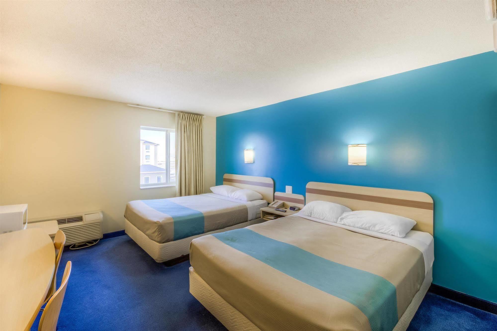 Motel 6-Estevan, Sk 외부 사진