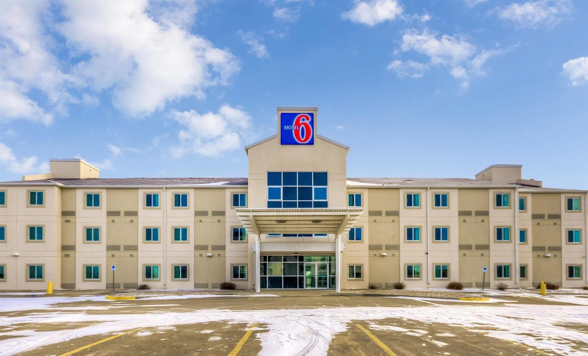 Motel 6-Estevan, Sk 외부 사진